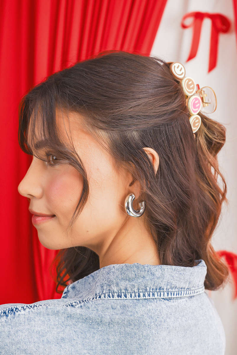 Parchment Little Smiley Face 90s Vibes Hair Claw Clip