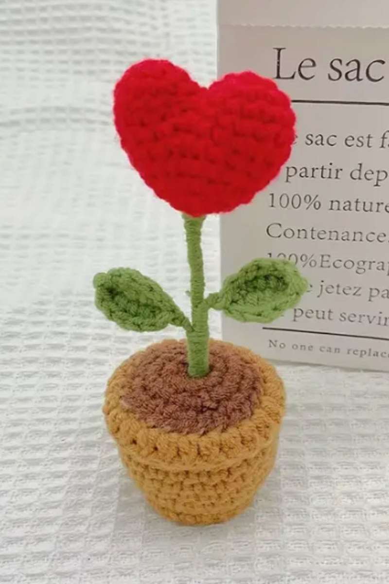 Fiery Red Sweet Heart Crochet Potted Plant Home Decoration