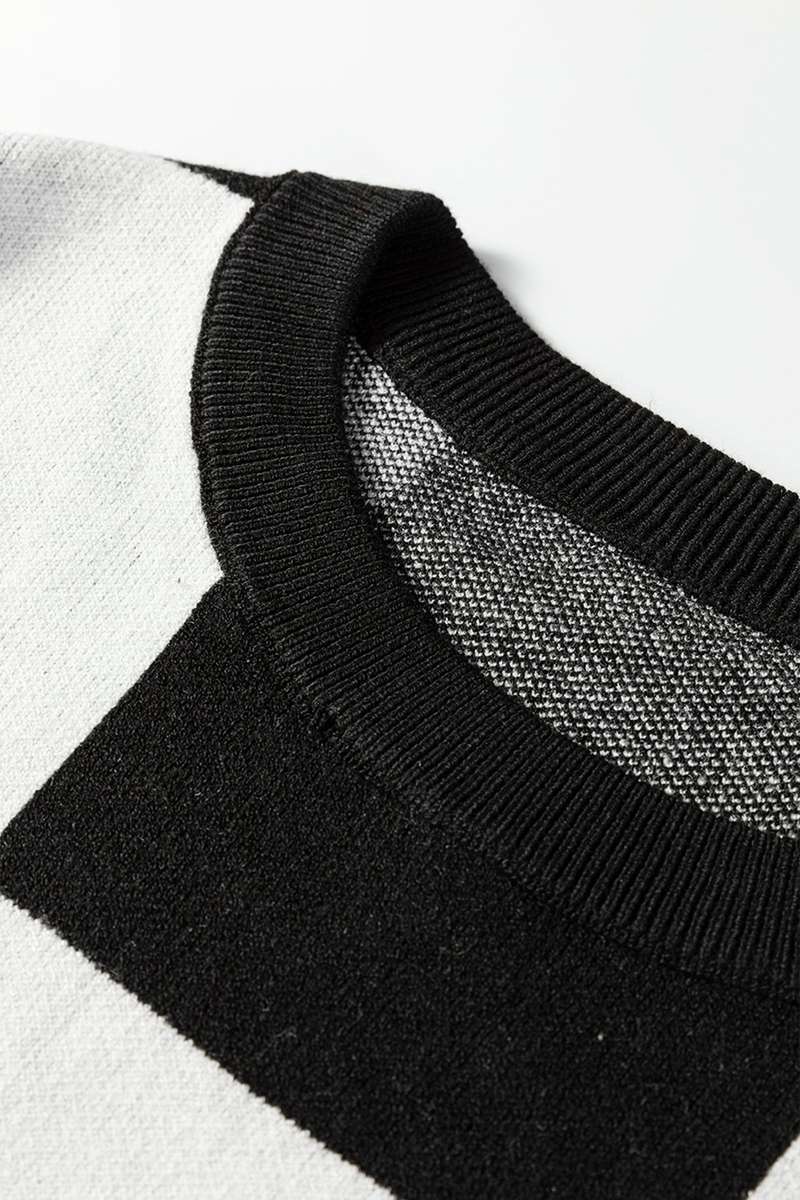 Black Checkered Pattern Loose Drop Shoulder Half Sleeve Sweater