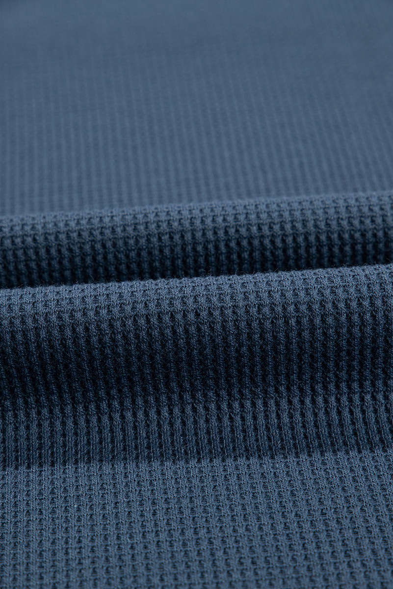 Blue Exposed Seam Half Sleeve Knitted V Neck Textured Top