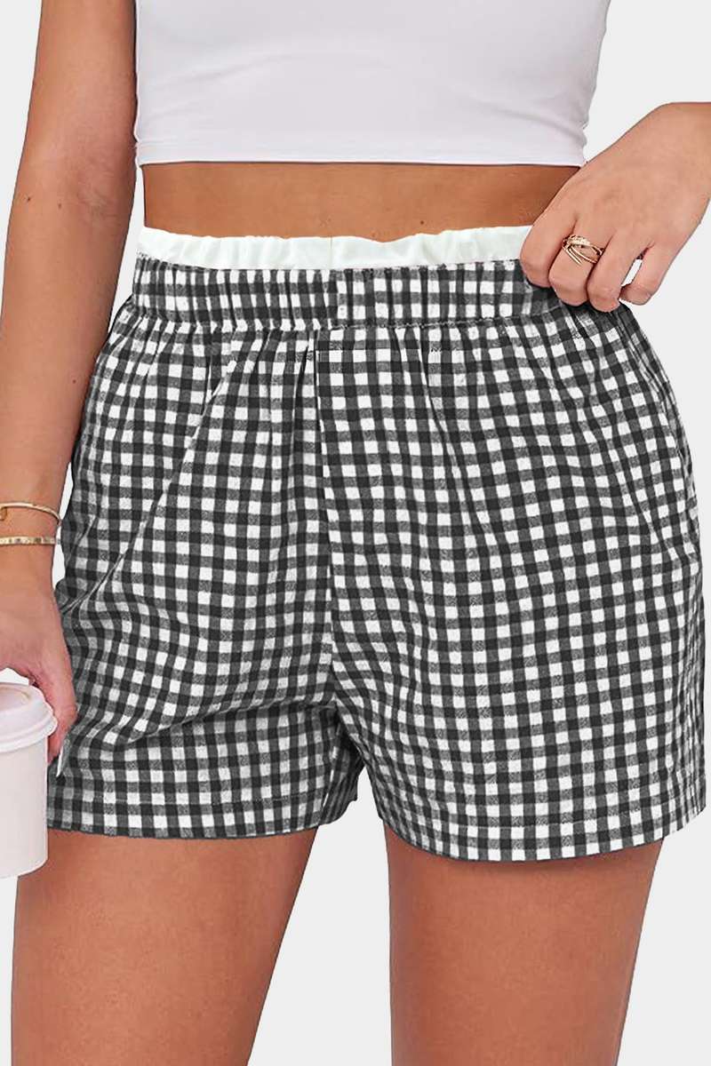 Black Contrast Trim Plaid Print Plus Size Shorts