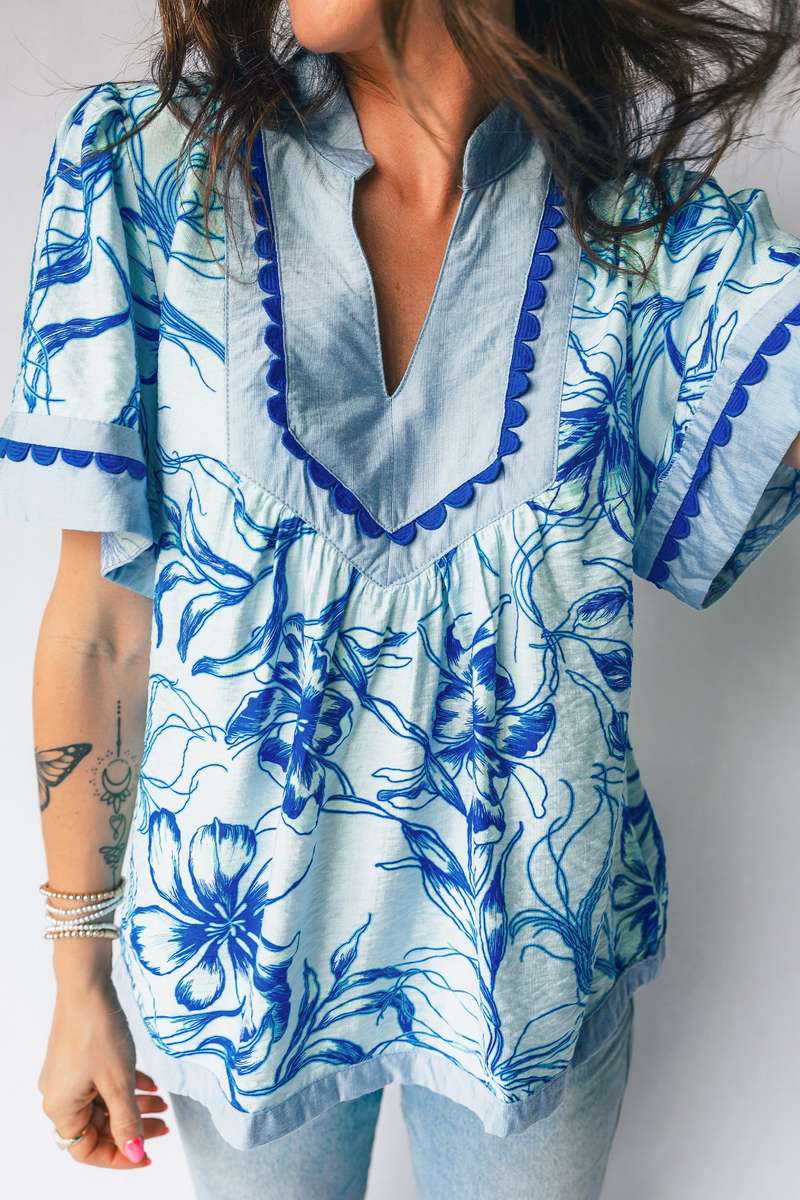 Sky Blue Ricrac Trim Slit V Neck Short Sleeve Floral Blouse