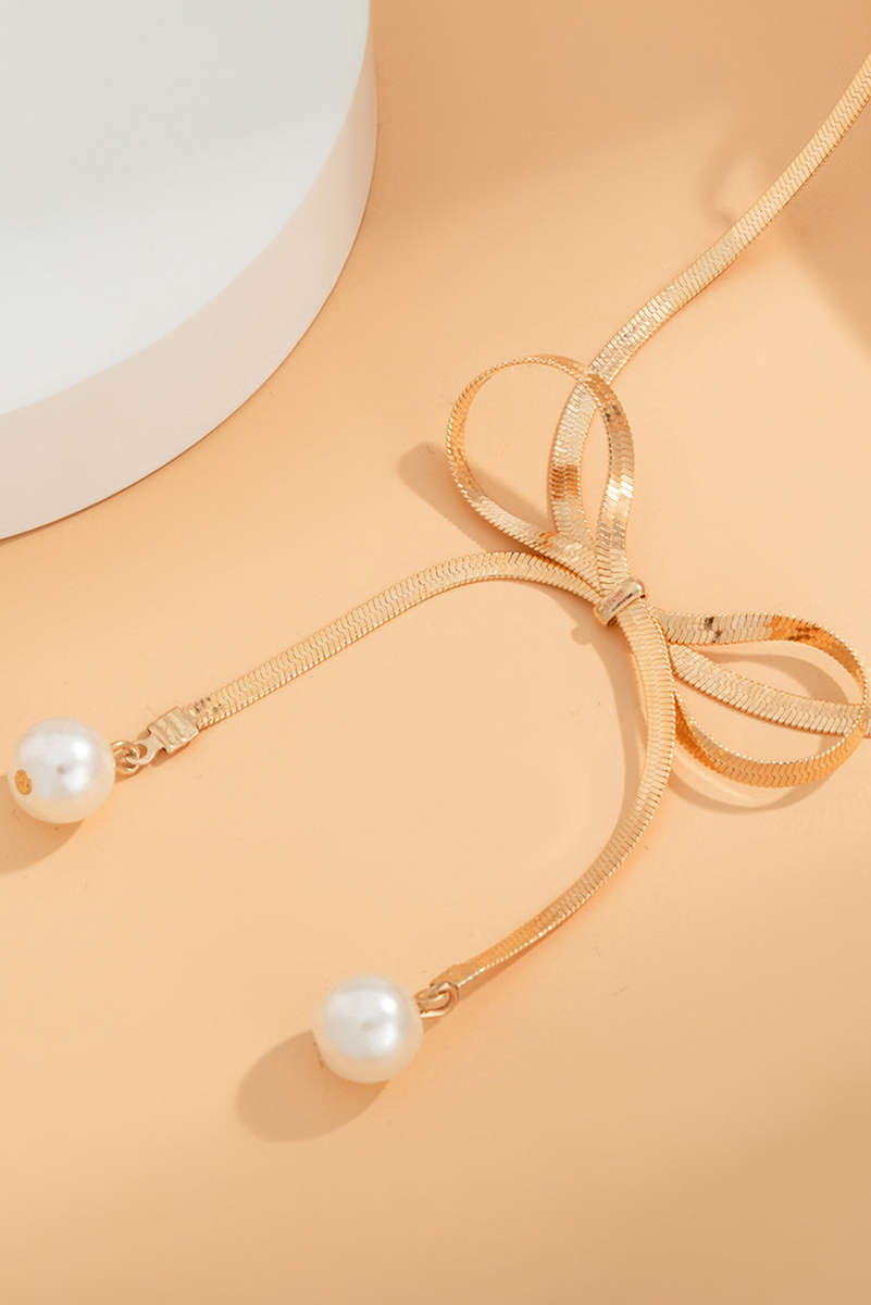 Gold Pearly Bow Plated Collarbone Necklace