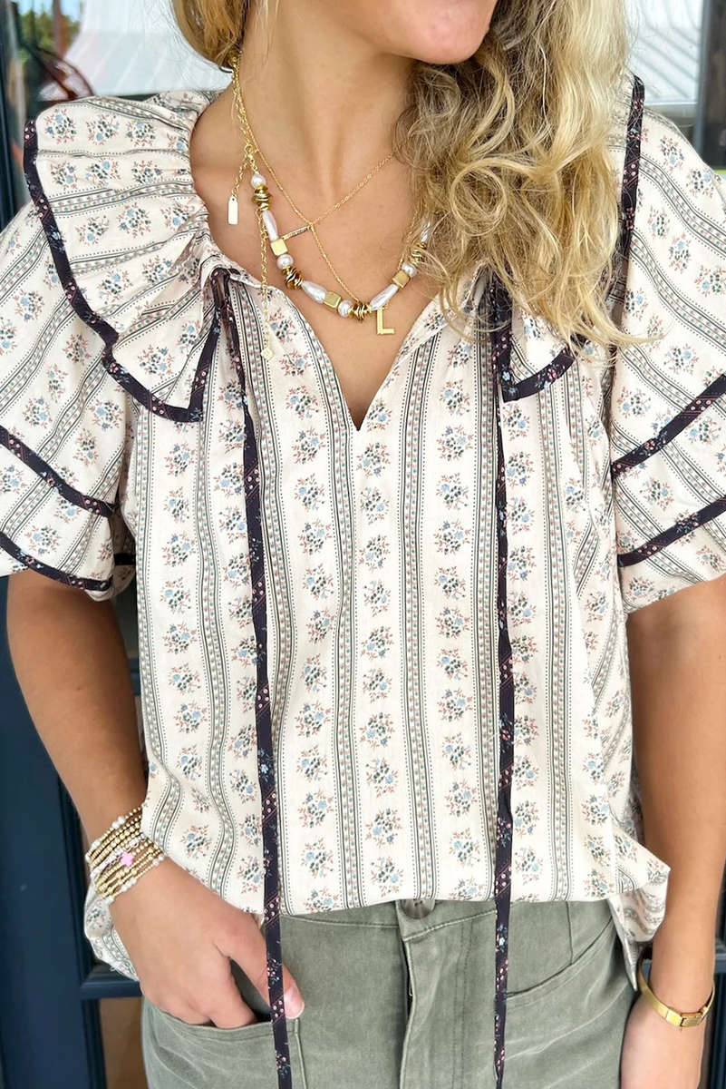White Floral Ruffled Collar Short Puff Sleeve Printed Blouse