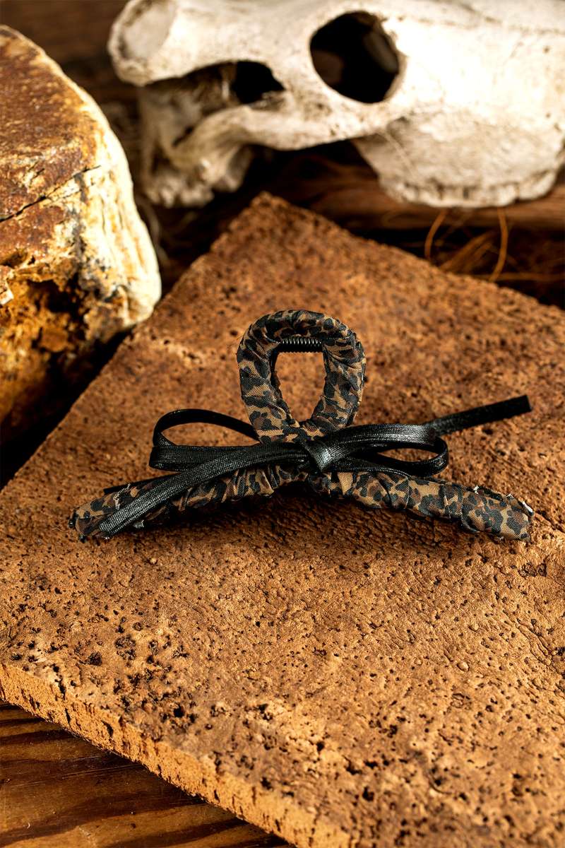 Thai Curry Leopard Cloth Wrap Over Contrast Bow Detail Hair Claw Clip