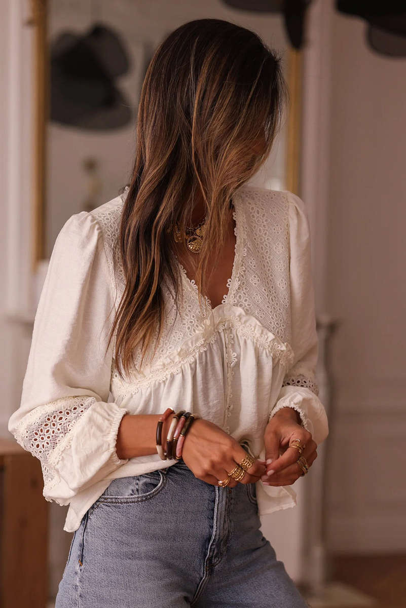 White Solid Color Floral Guipure Lace Patchwork Frilled Long Sleeve Blouse