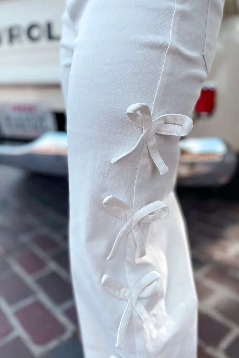 White Bow Knot Side Detail Straight Leg Loose Jeans
