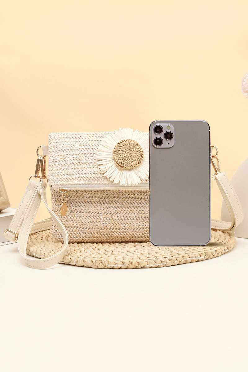 White Daisy Flower Straw Woven Zip Folded Magnetic Button Shoulder Bag