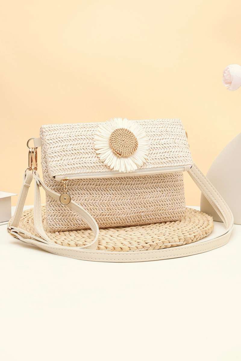 White Daisy Flower Straw Woven Zip Folded Magnetic Button Shoulder Bag