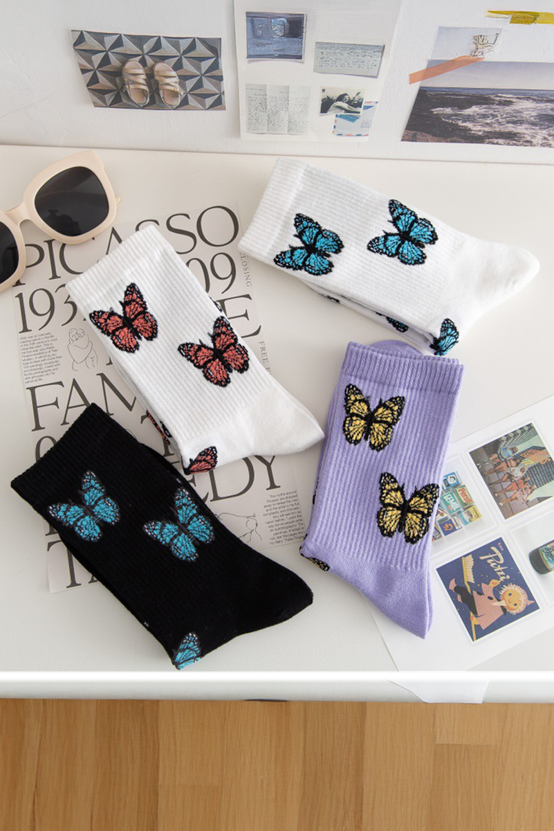 White Butterfly Pattern Ribbed Edge Soft Crew Socks