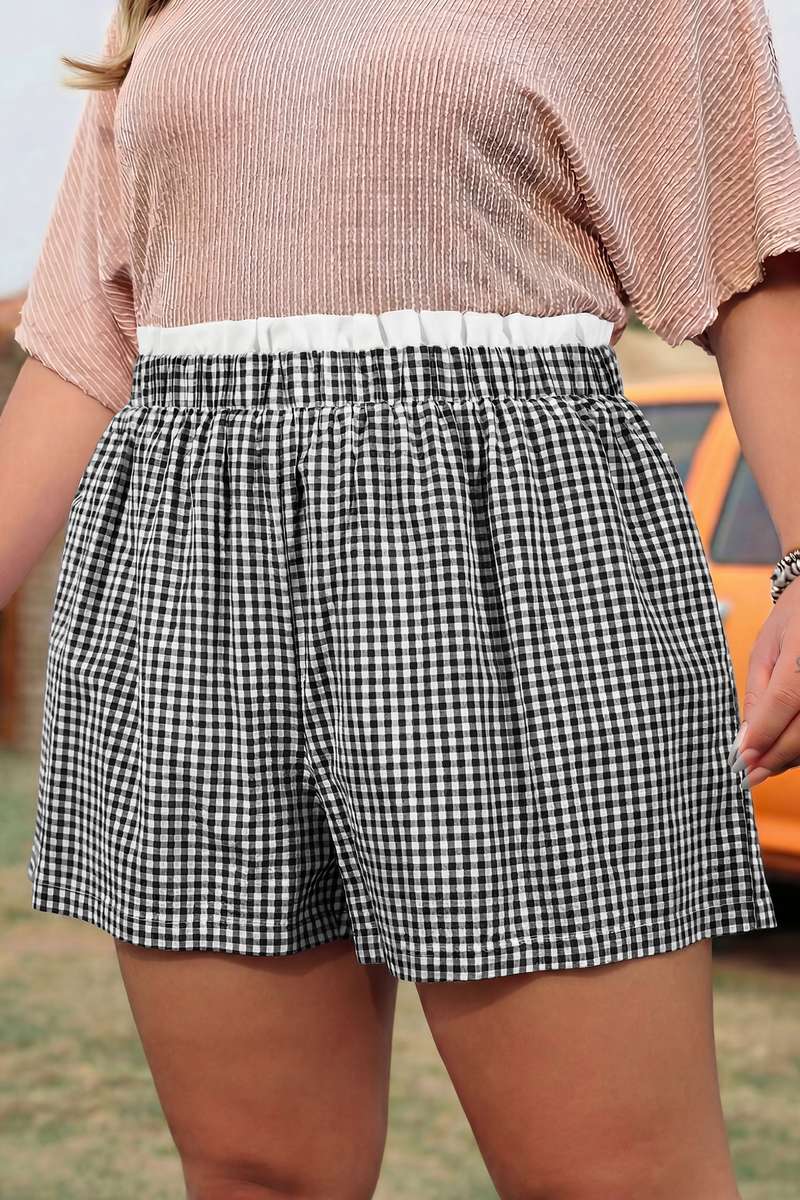 Black Contrast Trim Plaid Print Plus Size Shorts