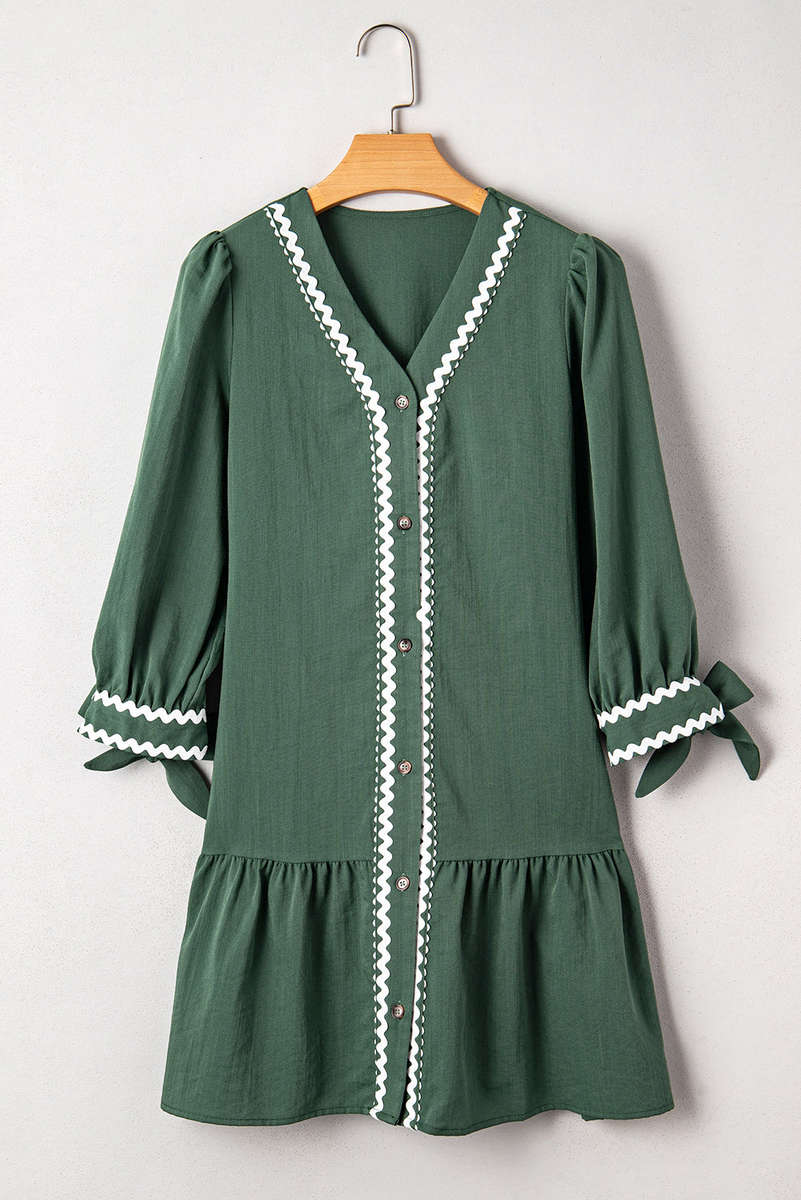 Canton Contrast Ricrac Trim Button V Neck Knotted Bracelet Sleeve Shift Dress