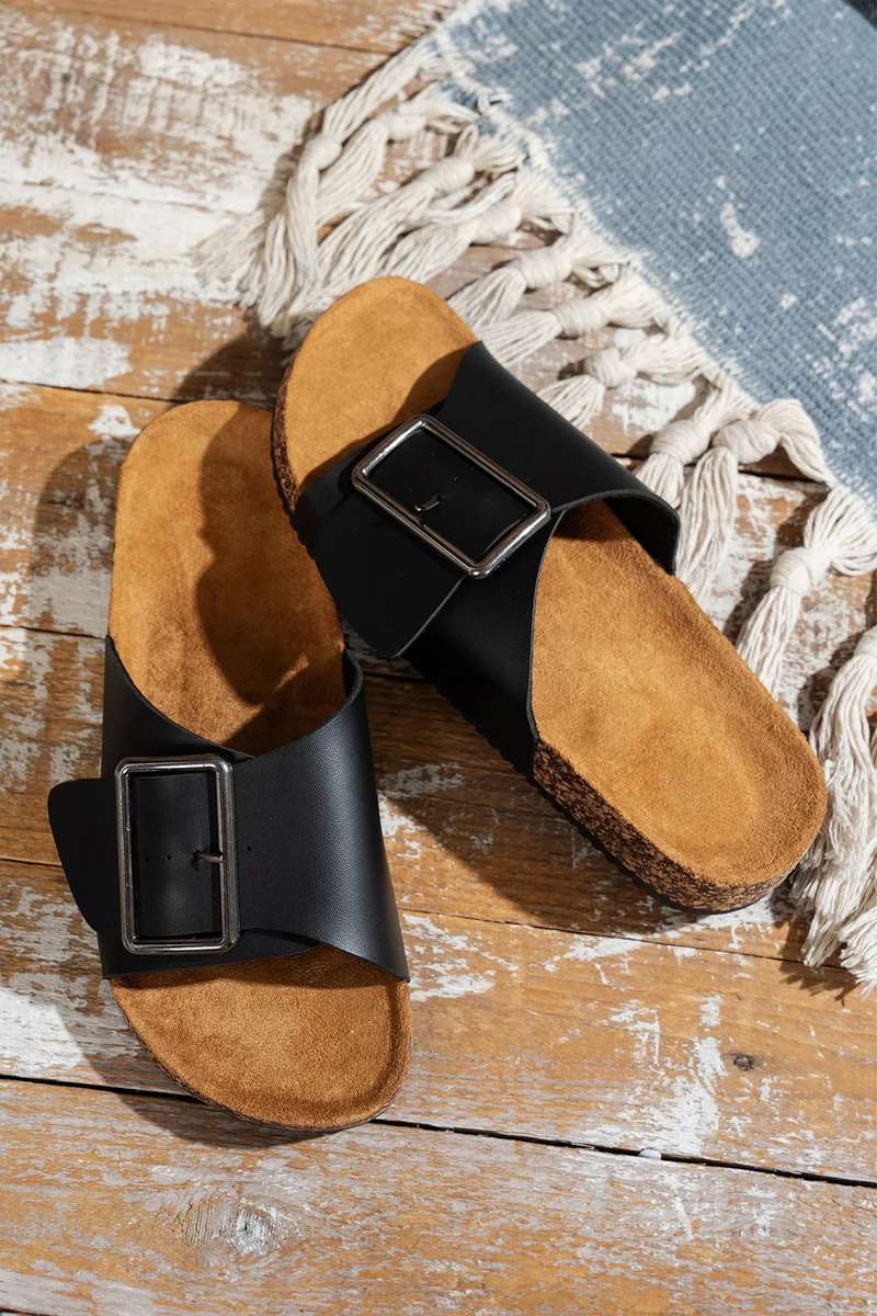 Color black Retro Geometric Print Buckle Strap Flat Slippers
