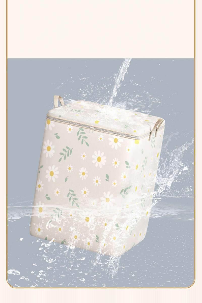 White Daisy Print Nonwovens Wardrobe Large Storage Bag with Lid