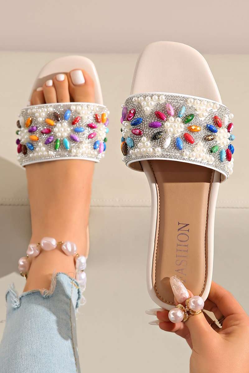 White Rhinestone Pearl Decoration Square Head Beach Slippers