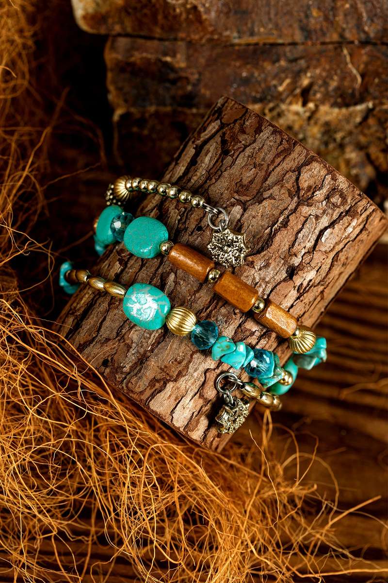 Turquoise Bohemian Style Crystal Stone Plated Bead Multi-Layer Winding Bracelet