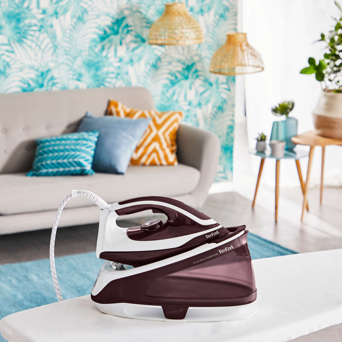 Tefal Express Essential Steam Generator Iron