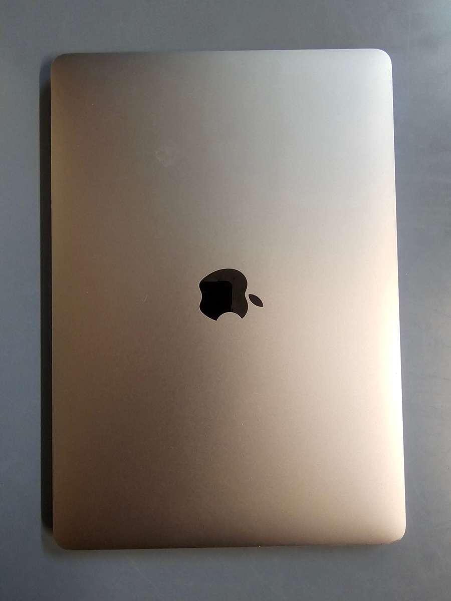 Apple 2019 A1989 13 Inch MacBook Pro Space Grey; Quad Core i5; 8GB PC3; 250GB SSD; MacOS Sonoma 1...