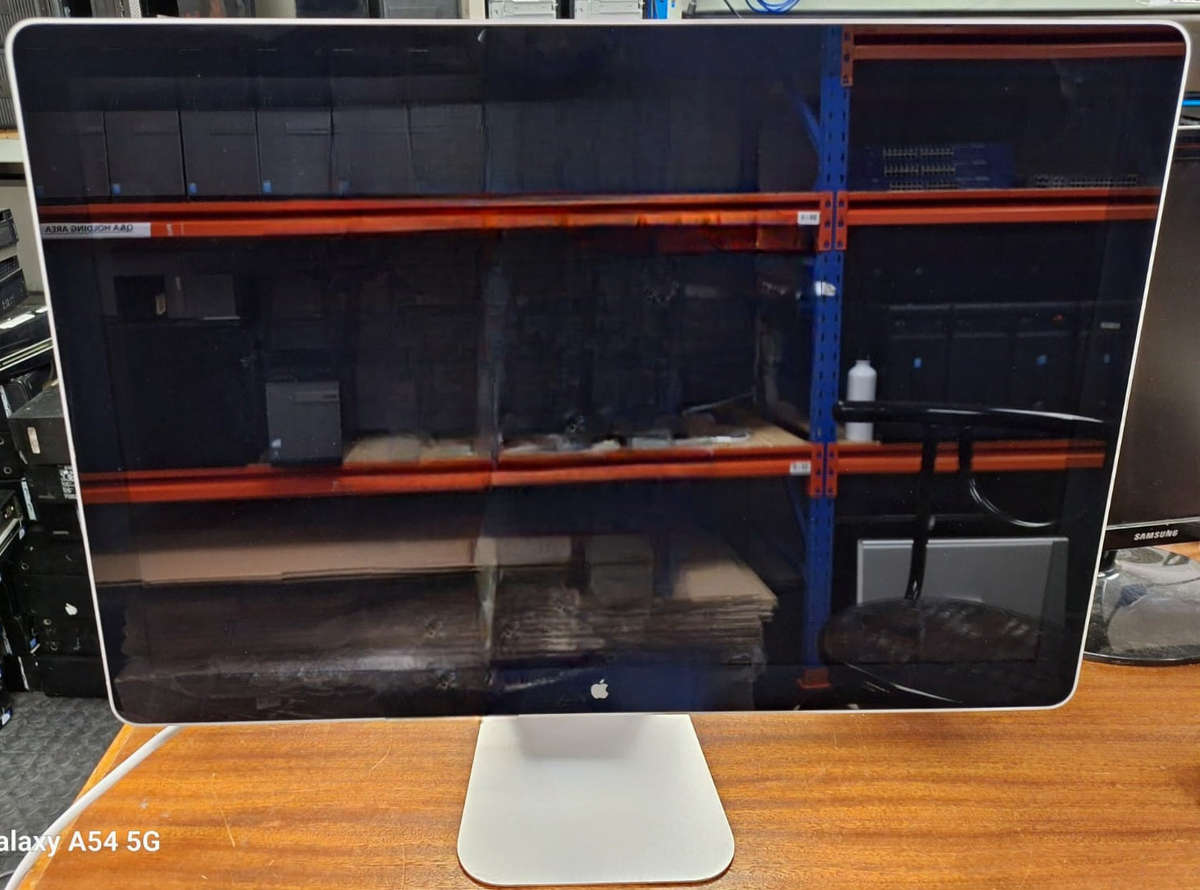 Pre-Owned Apple A1316 (2010) - 27 Inch Wide Cinema Display LED 2560 x 1440