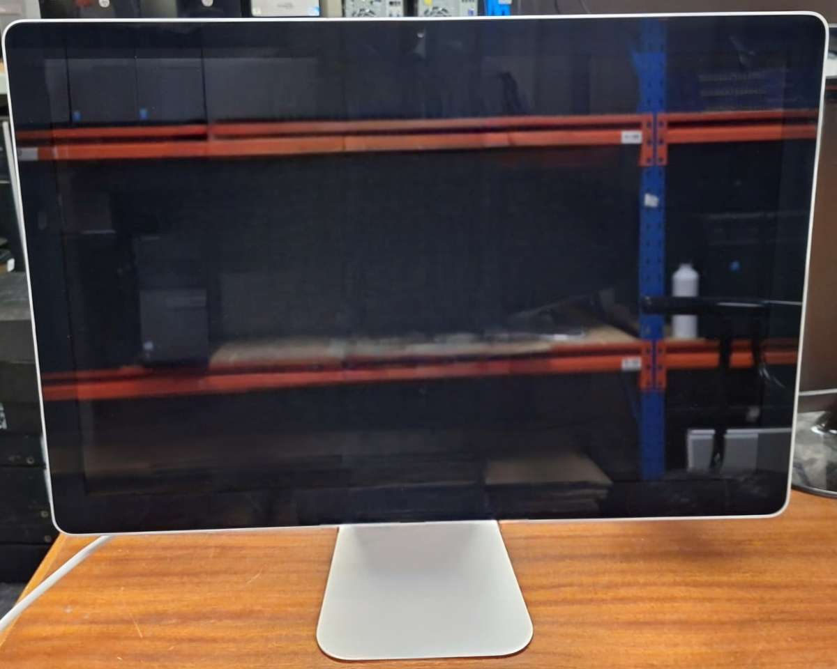 Pre-Owned Apple A1316 (2010) - 27 Inch Wide Cinema Display LED 2560 x 1440