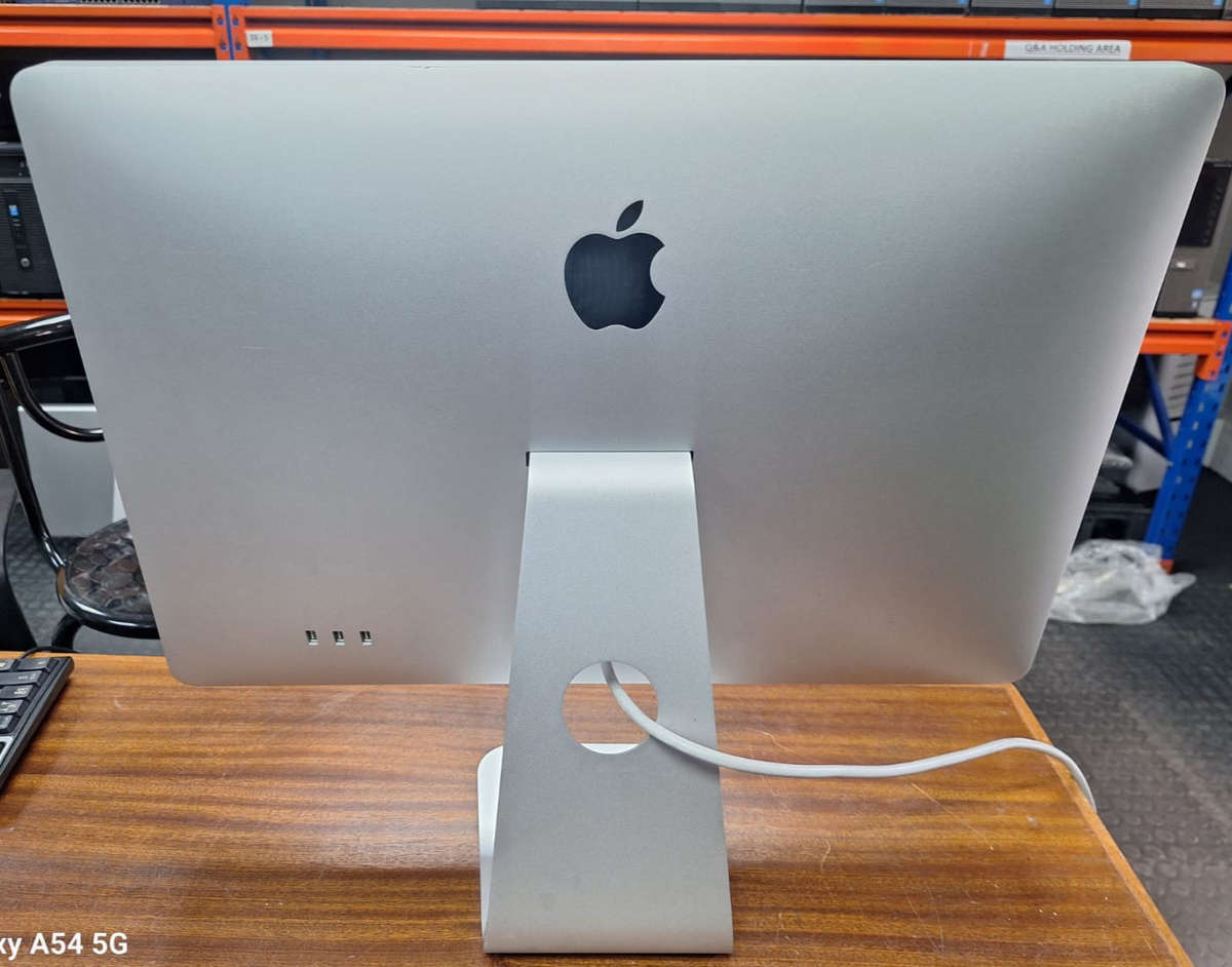 Pre-Owned Apple A1316 (2010) - 27 Inch Wide Cinema Display LED 2560 x 1440