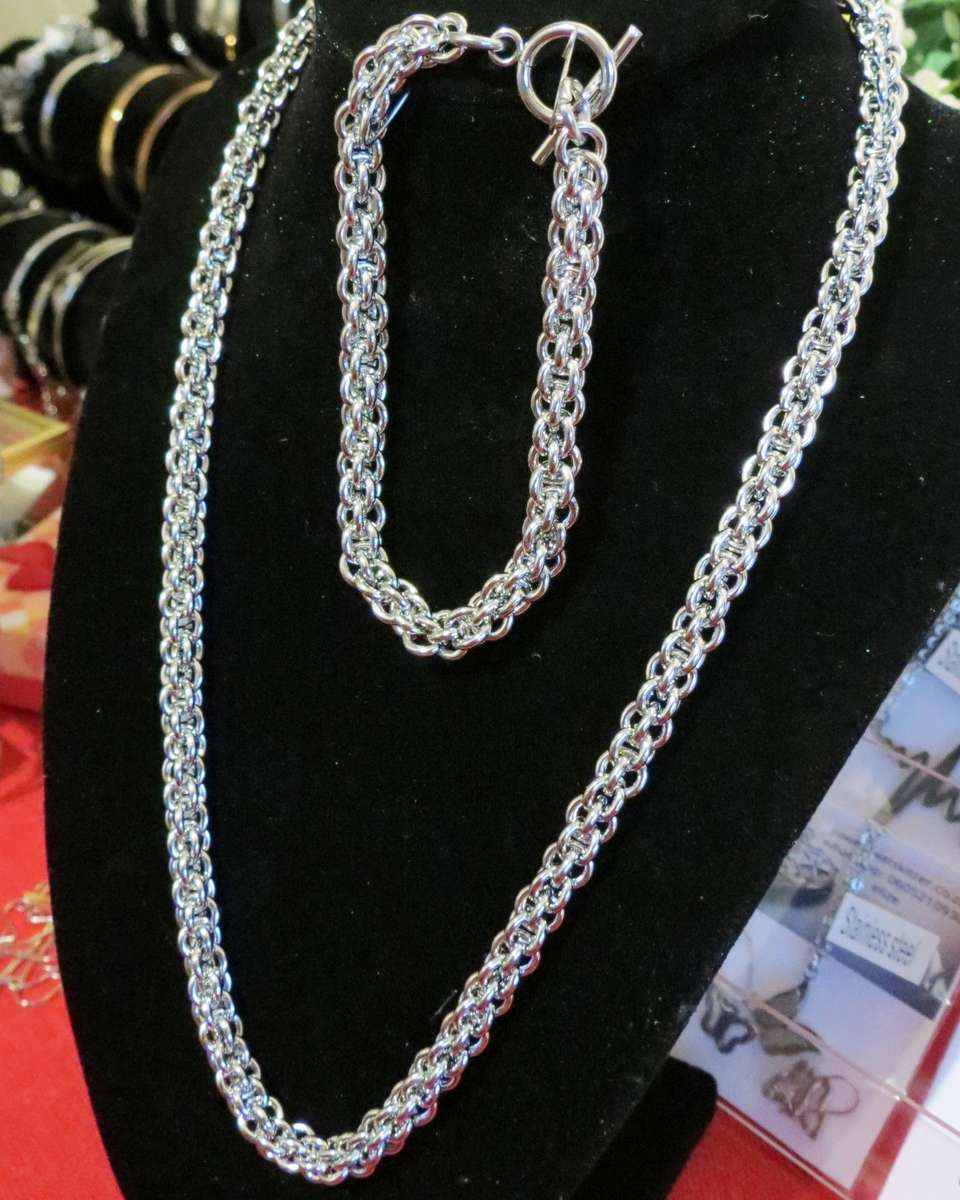 Stainless steel hangertjie met armband (stewig, braided, weaved)