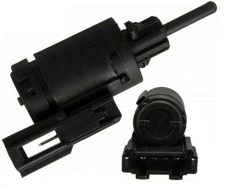 Brake Light Switch for VW Golf 4, VW Transporter T5 & VW Jetta 4 - 100424