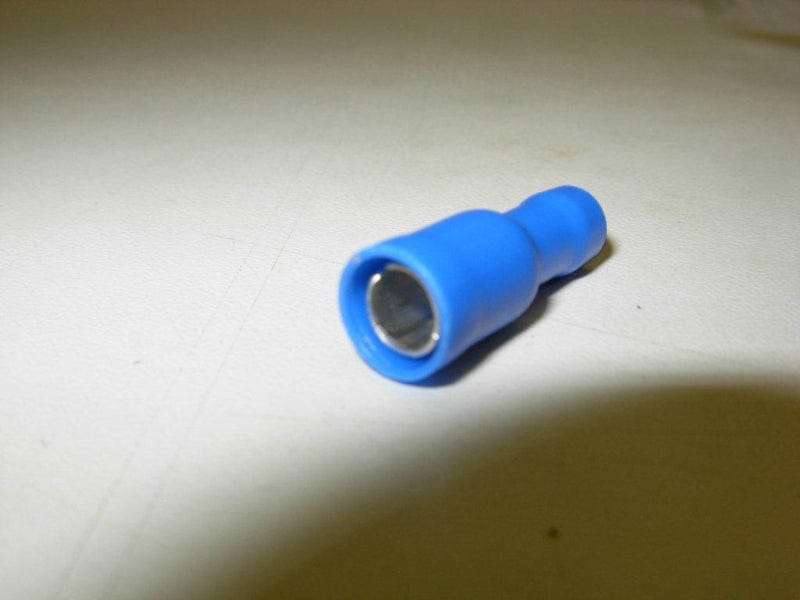 Terminal Bullet Female Blue  (549TERM) Pack of 100