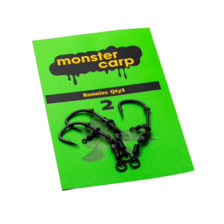 Ronnie hooks Monster Carp - Size 4