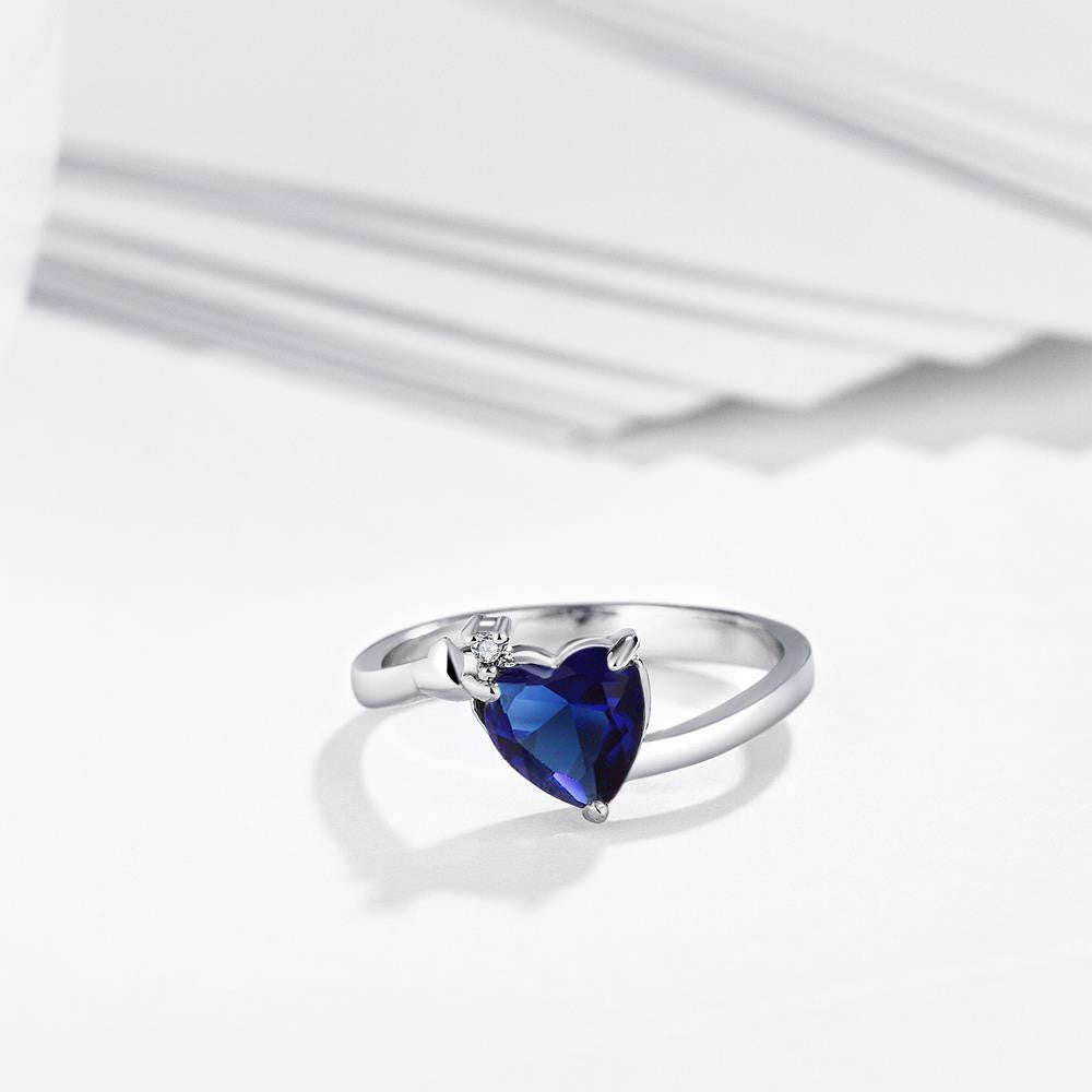 Ladies heart design ring, tanzanite color, platinum plated