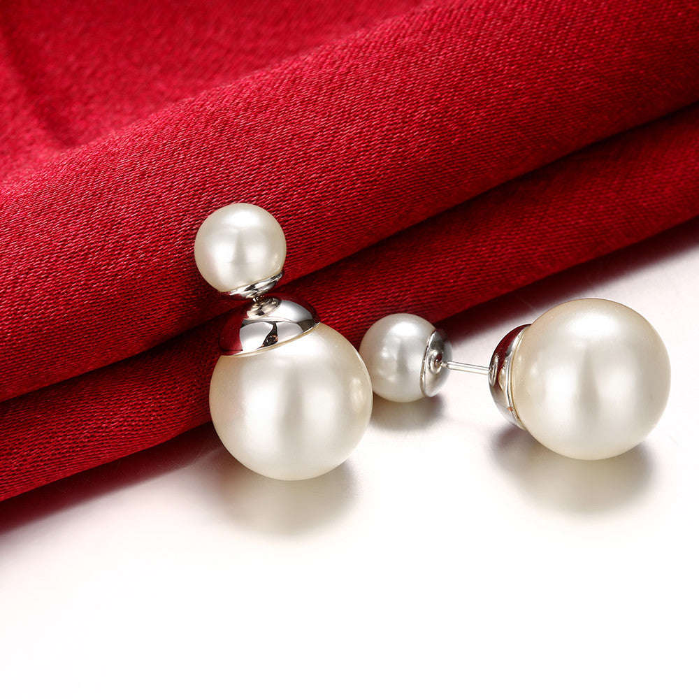 18K RGP in white gold, Ladies dior style earrings with white faux pearl detail