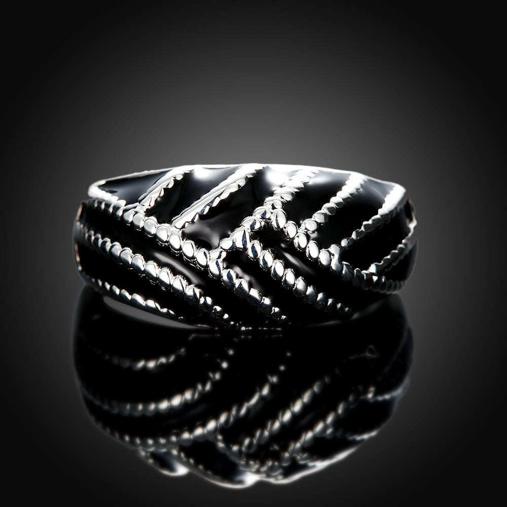 925 Sterling Silver filled Ladies ring with black detail work