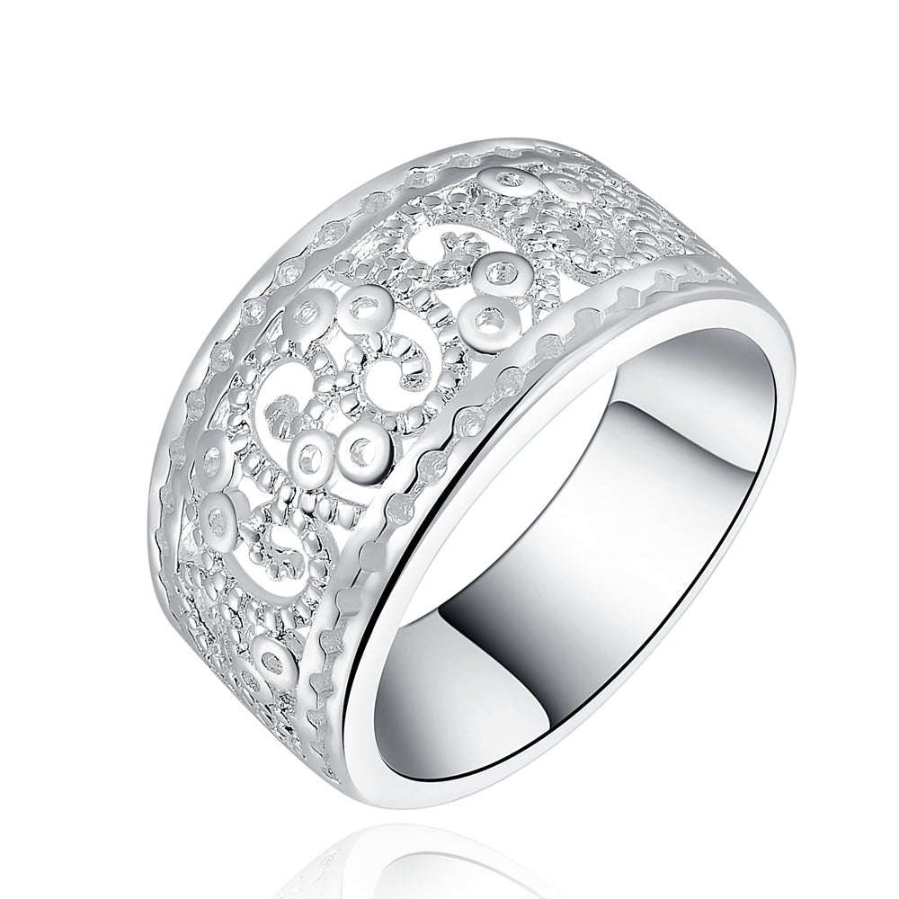 New 925 Sterling Silver filled Chunky filigree design ladies ring with high detail work. Stunning