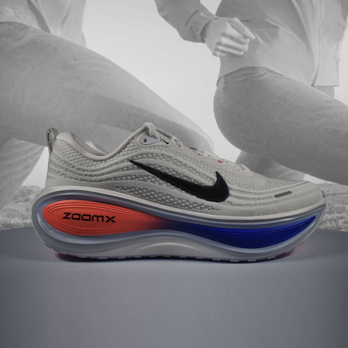 Nike Vomero Plus Mens Road Running Shoes
