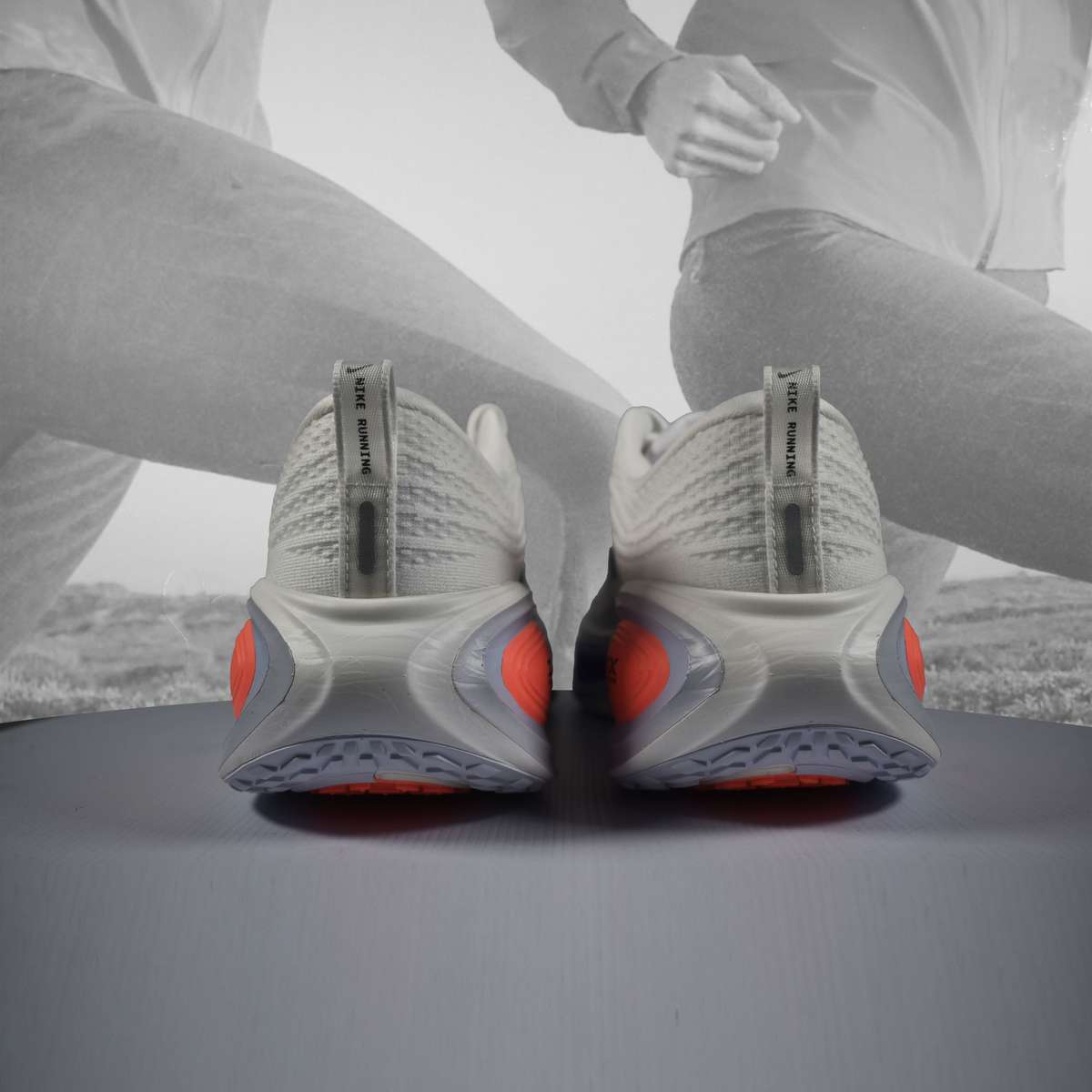 Nike Vomero Plus Mens Road Running Shoes