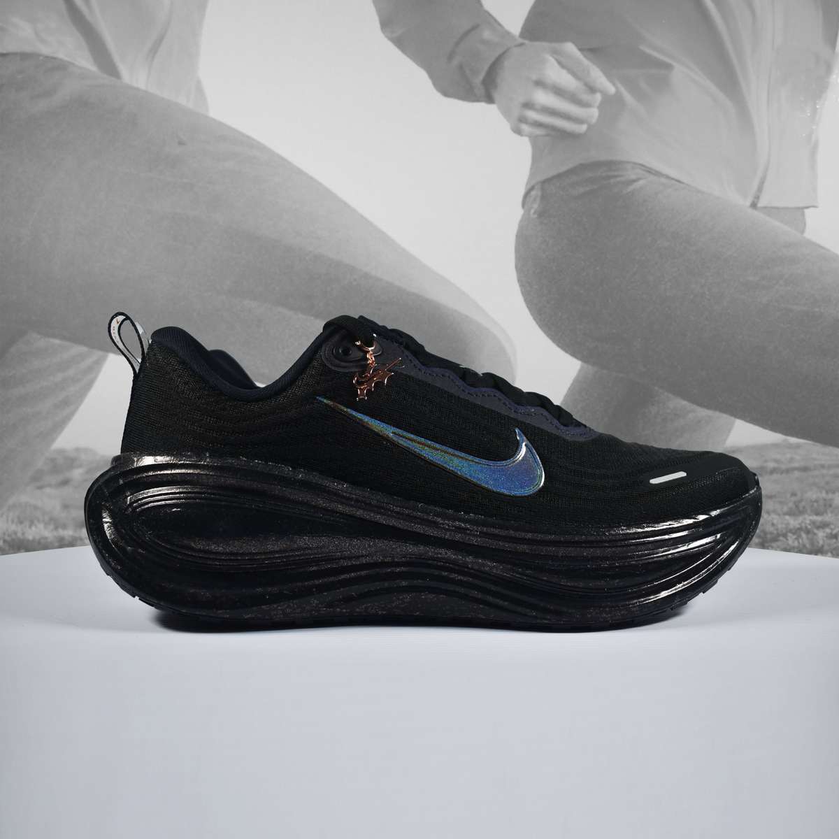 Nike Vomero Plus Womens Road Running Shoes