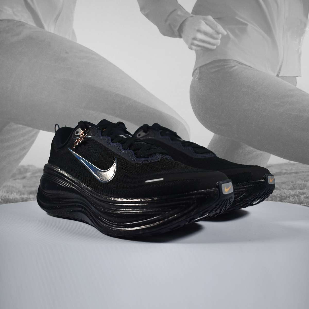 Nike Vomero Plus Womens Road Running Shoes