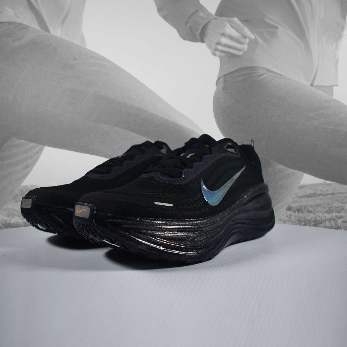 Nike Vomero Plus Womens Road Running Shoes