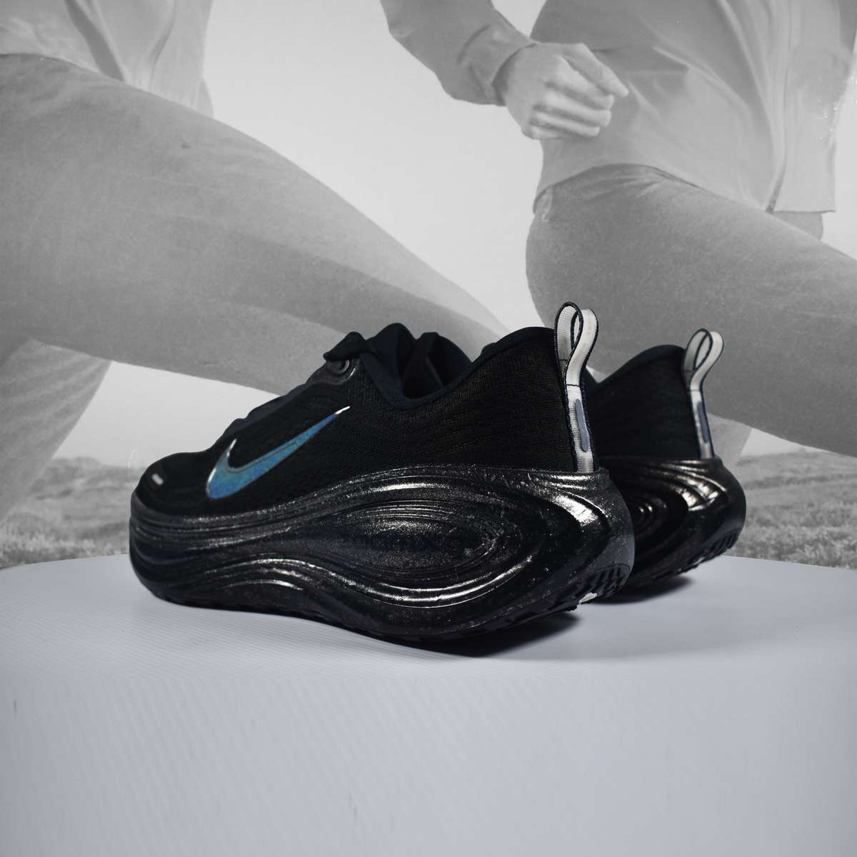 Nike Vomero Plus Womens Road Running Shoes