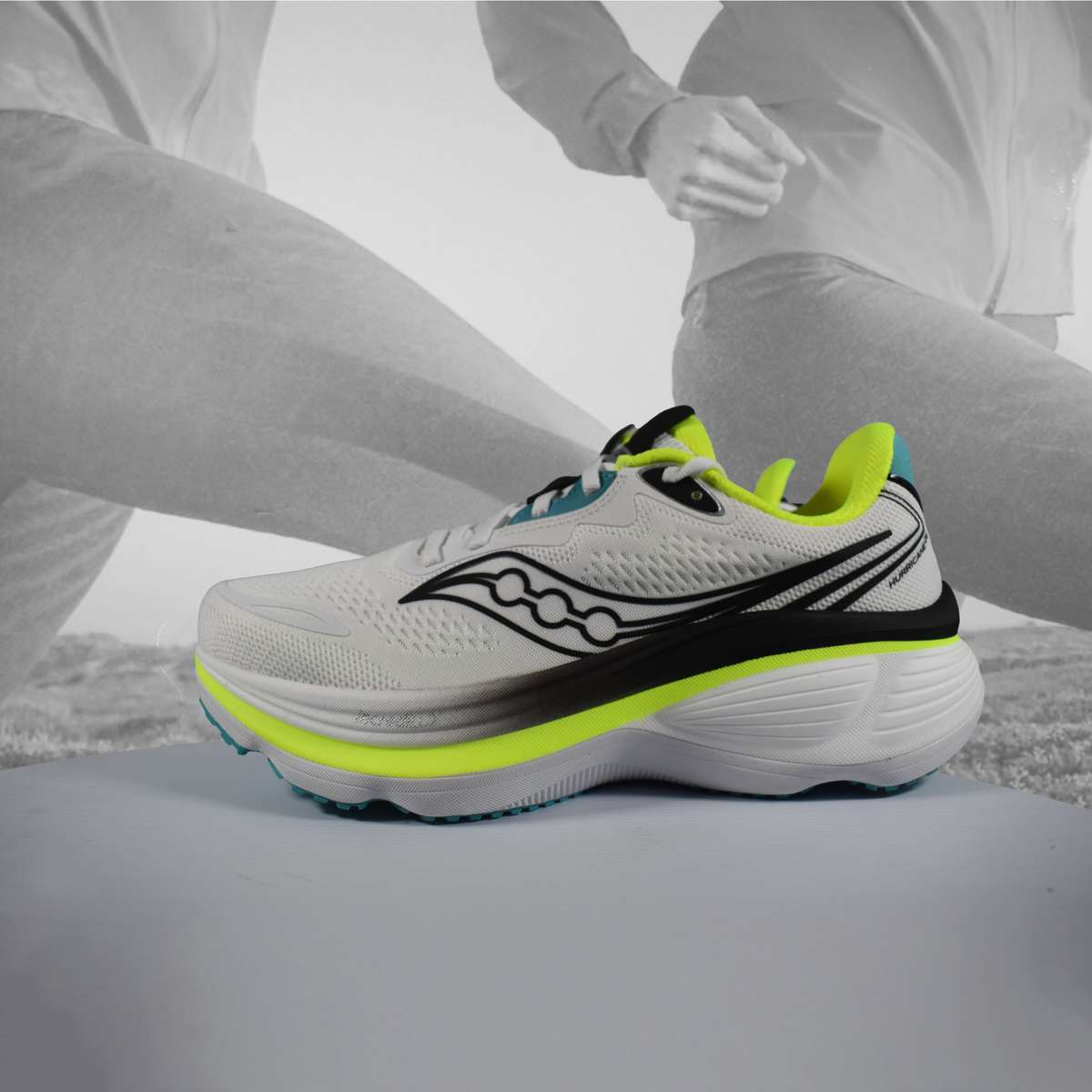 Saucony Hurricane 26 Men's Stability Running Shoes