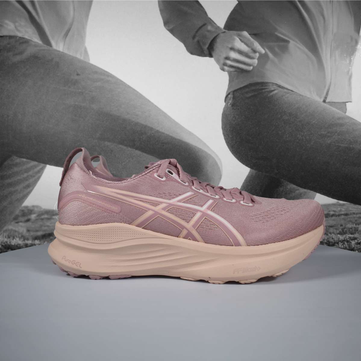 Asics GEL-Kayano 32 Womens Running Shoe