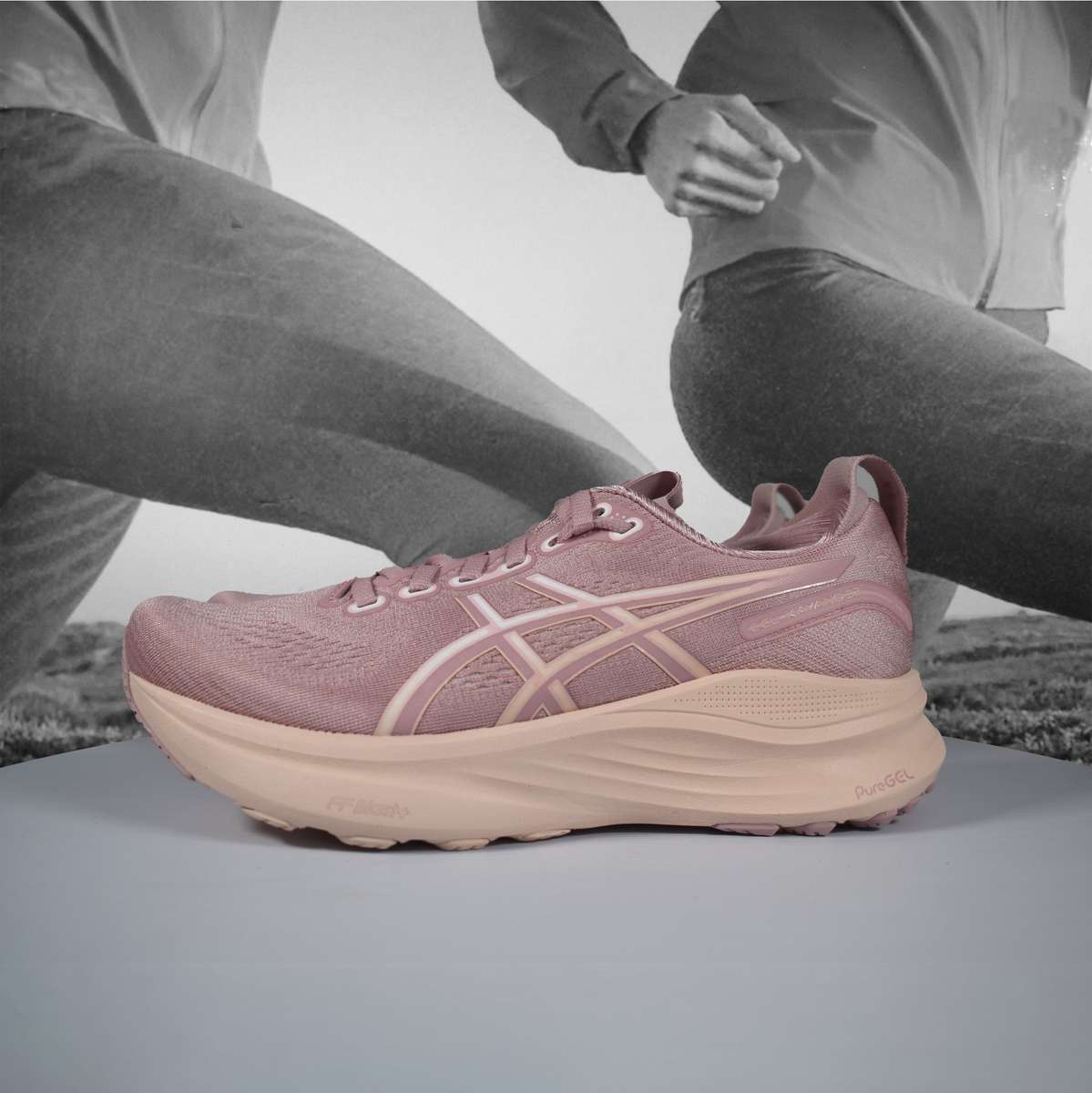 Asics GEL-Kayano 32 Womens Running Shoe