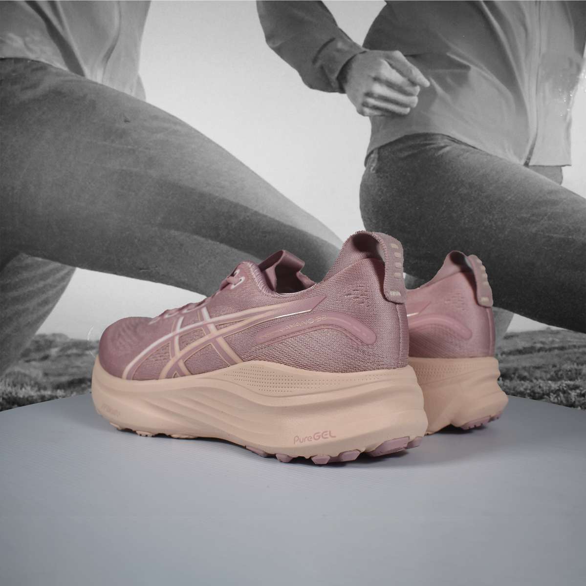 Asics GEL-Kayano 32 Womens Running Shoe