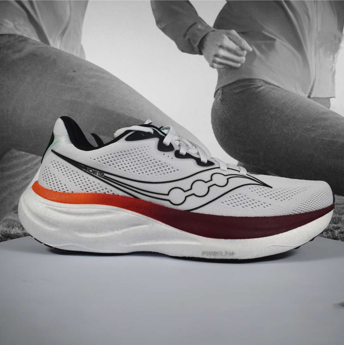 Saucony Ride 19 Mens Road Running Shoe