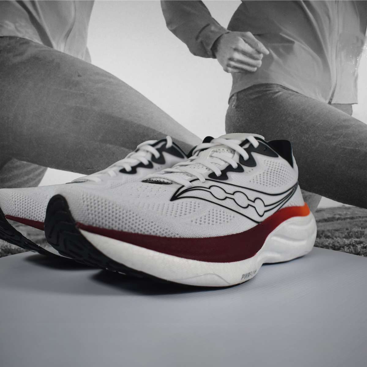 Saucony Ride 19 Mens Road Running Shoe