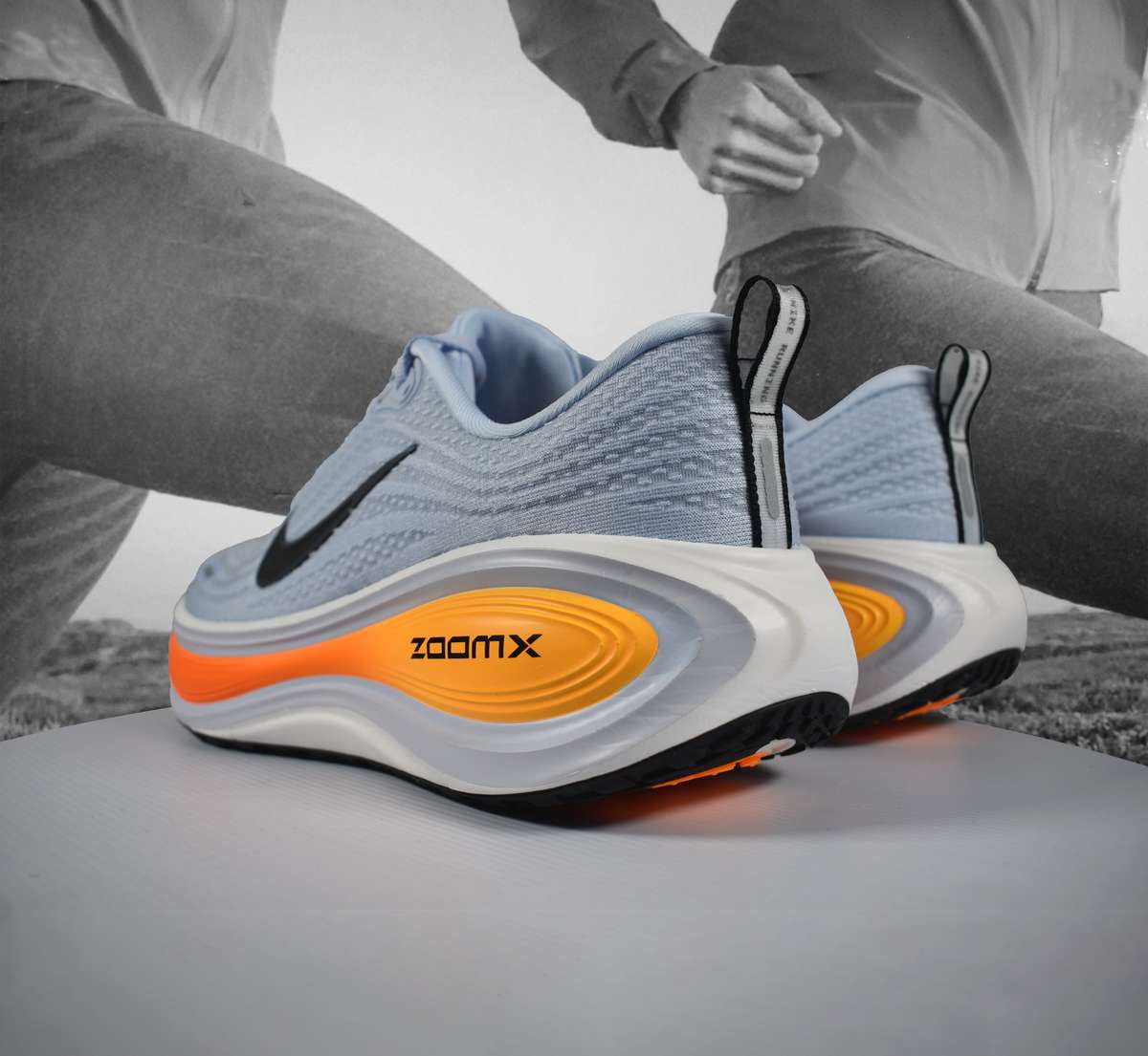 Nike VOMERO PLUS Mens Road Running Shoe