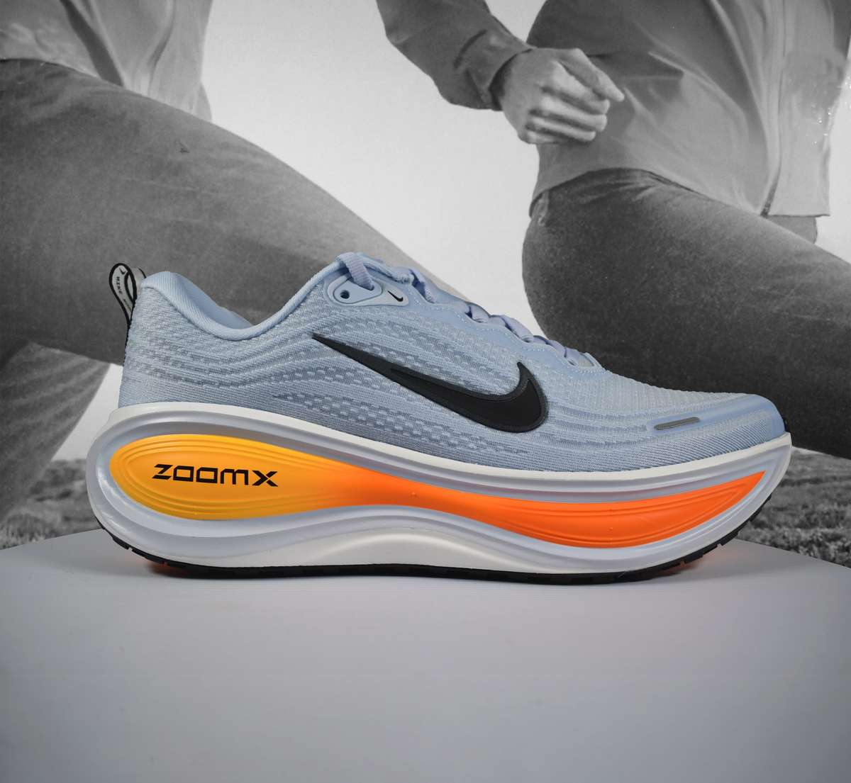 Nike VOMERO PLUS Mens Road Running Shoe