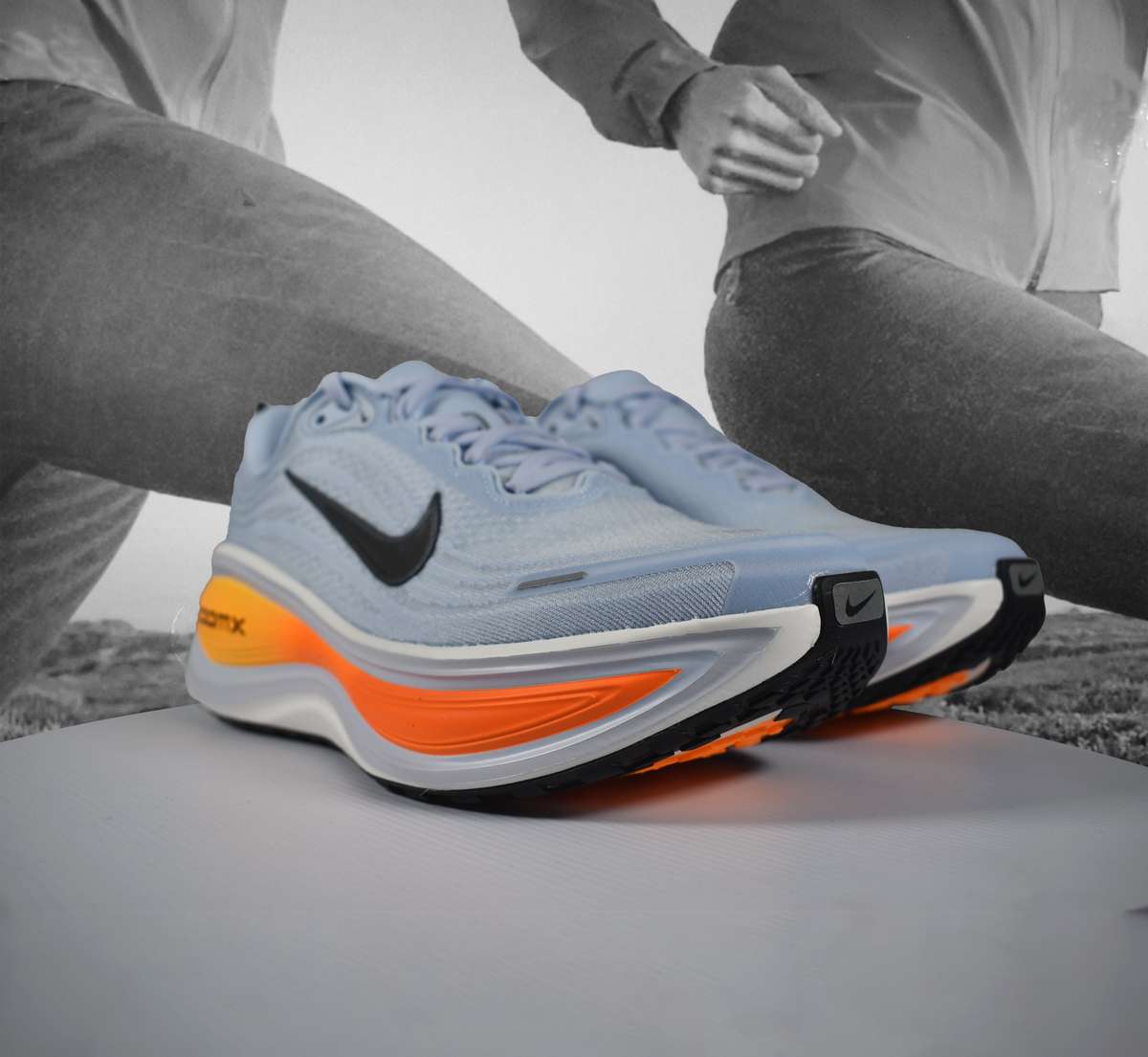 Nike VOMERO PLUS Mens Road Running Shoe