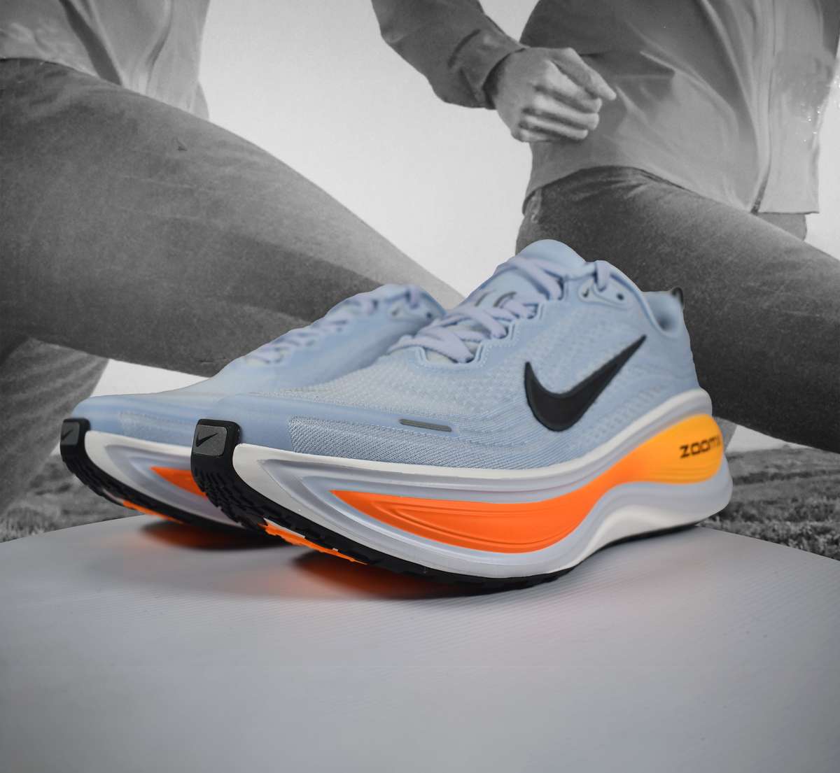 Nike VOMERO PLUS Mens Road Running Shoe