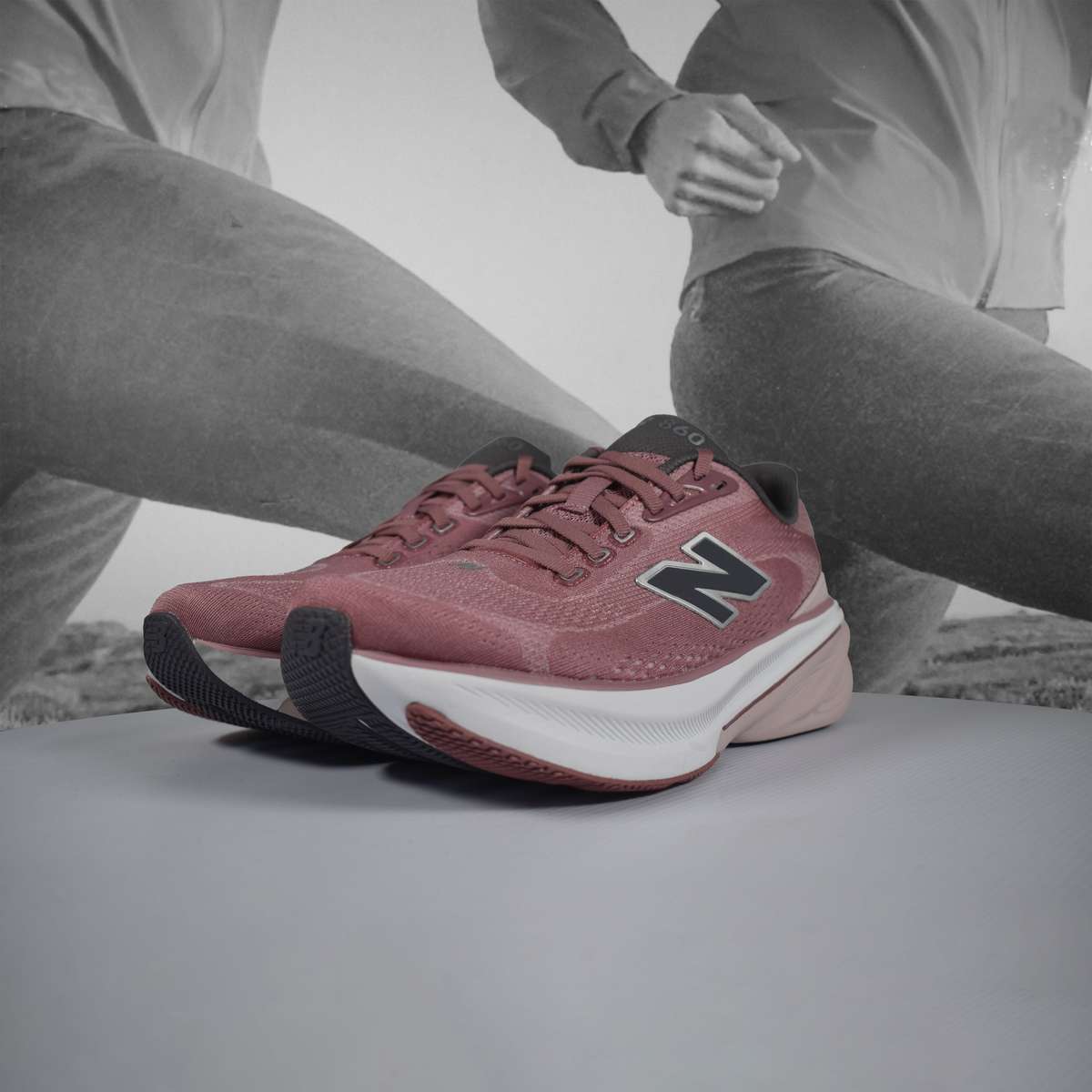 New Balance 860v14 B (NORMAL WIDTH) Womens